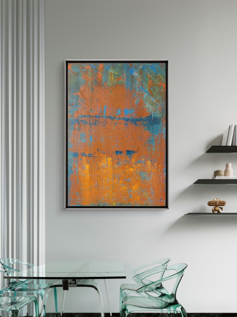 Rostige Harmonie - ein abstraktes Acrylbild aus meiner Serie Rost in Braun, Blau und Orange, Sand. Hier über einem Esstisch.